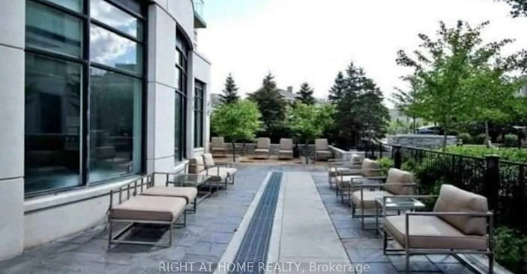 PH03-151 Upper Duke Crescent, Markham, ON, L6G 0E1 - 16
