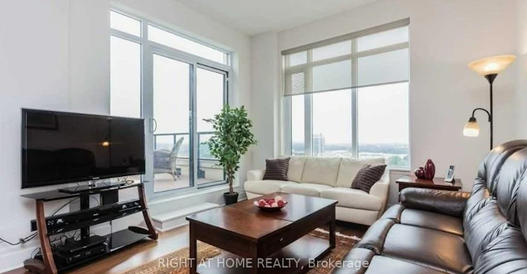 PH03-151 Upper Duke Crescent, Markham, ON, L6G 0E1 - 3