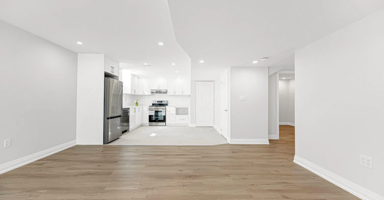 80 Weslock Crescent, Aurora, ON, L4G 7Z4 - 6
