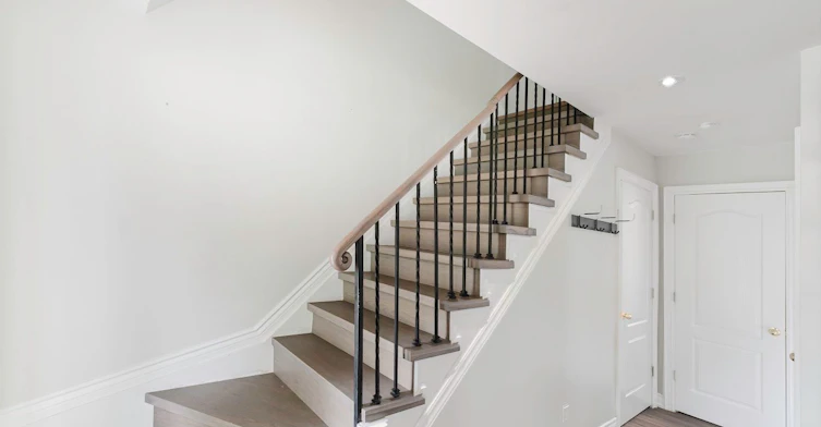 307 Towercrest Drive, Newmarket, ON, L3Y 1C1 - 5