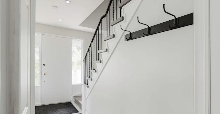 307 Towercrest Drive, Newmarket, ON, L3Y 1C1 - 13