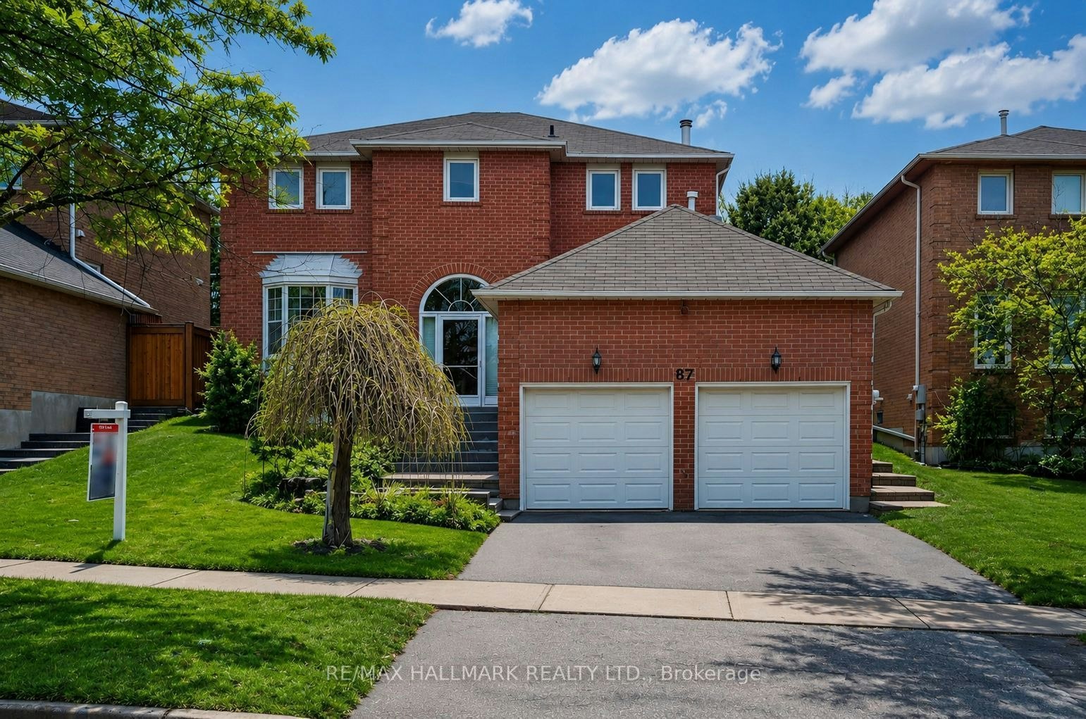 87 Autumn Way, Aurora, ON, L4G 4P7