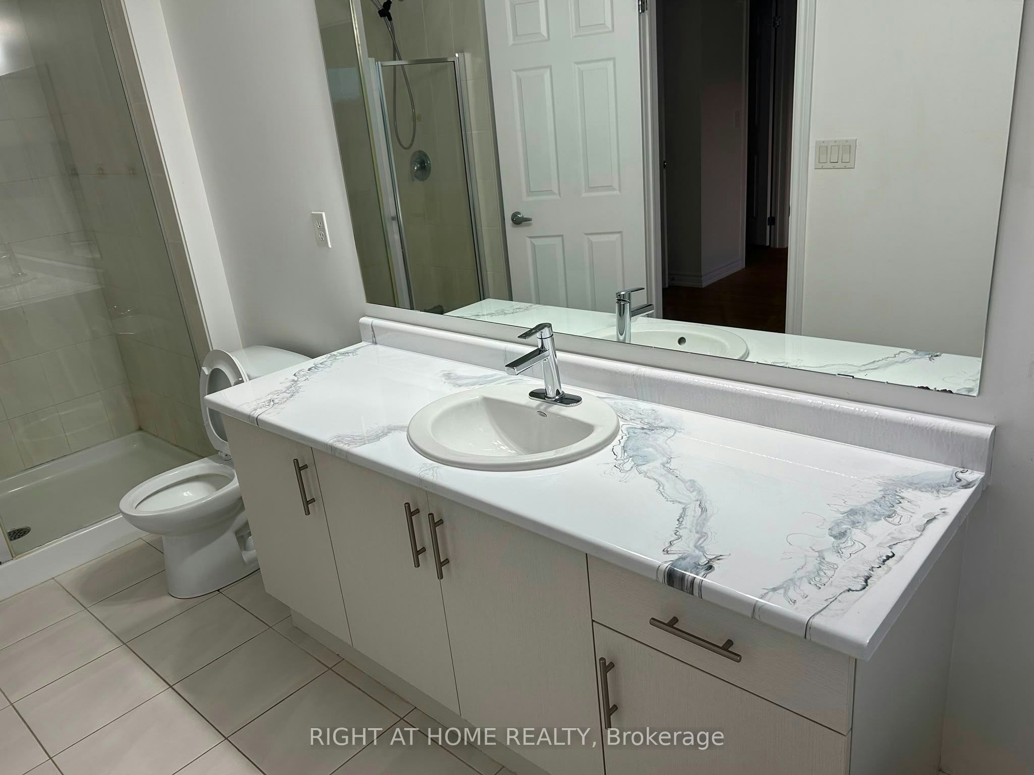 4 Blackpool Lane, East Gwillimbury, ON, L9N 0R7 - 22