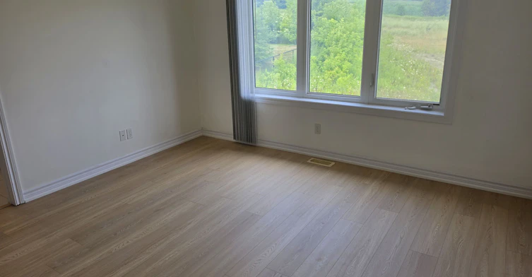 4 Blackpool Lane, East Gwillimbury, ON, L9N 0R7 - 10