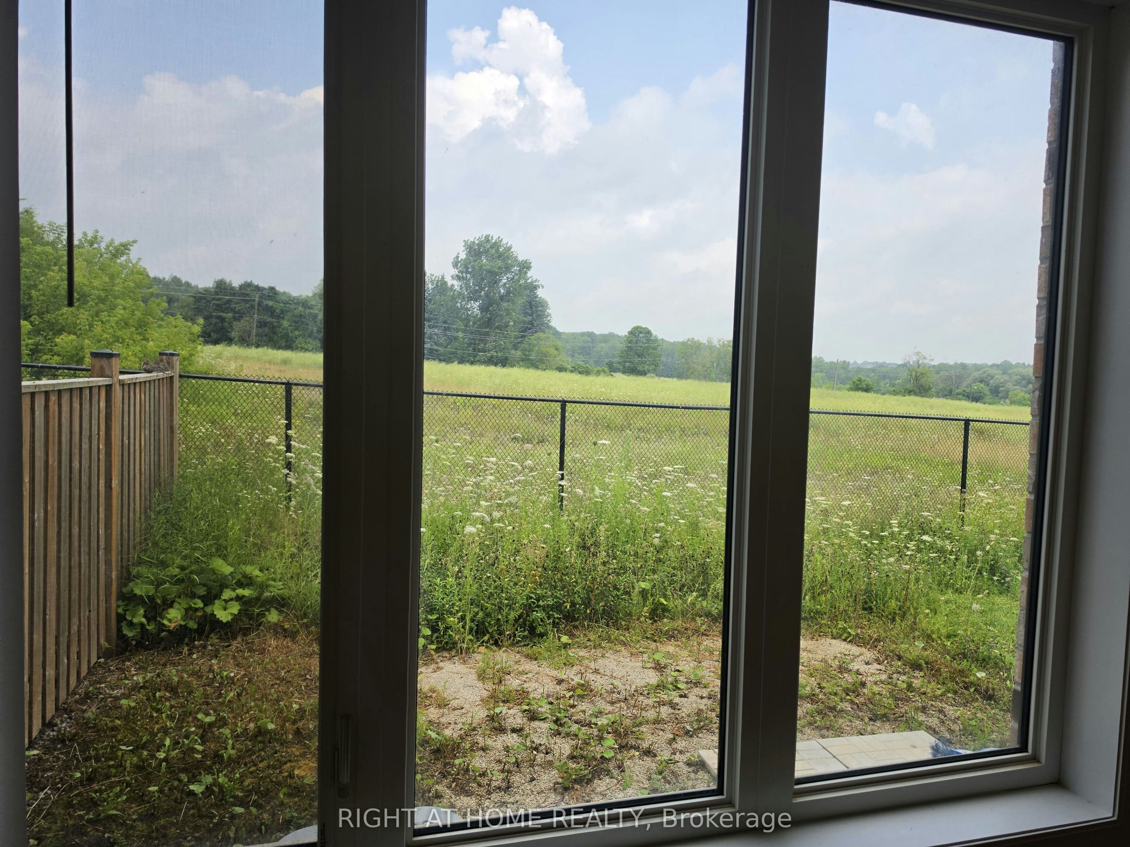 4 Blackpool Lane, East Gwillimbury, ON, L9N 0R7 - 26