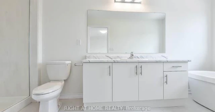 4 Blackpool Lane, East Gwillimbury, ON, L9N 0R7 - 14