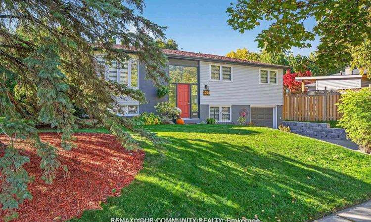 105 Orchard Heights Boulevard