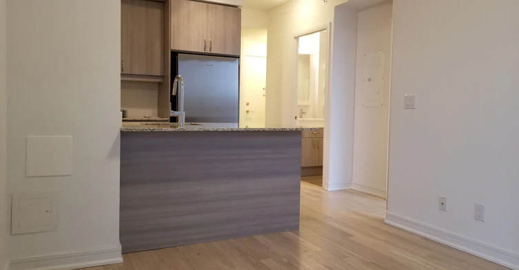 Nw-212-9201 Yonge Street, Richmond Hill, ON, L4C 1H9 - 9