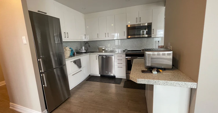 1010-8111 Yonge Street, Vaughan, ON, L3T 4V9 - 5