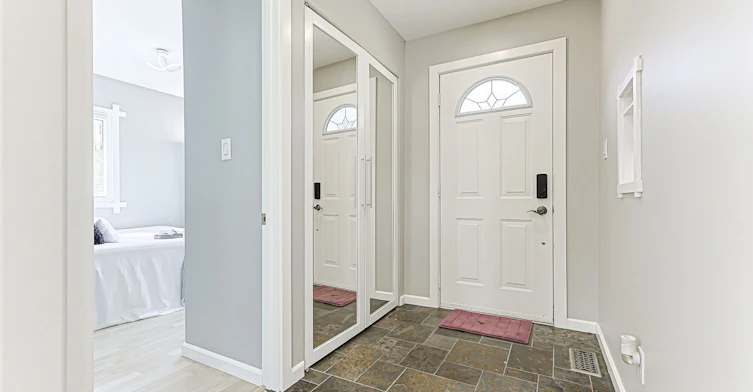 31 Mitchell Avenue, Whitchurch-Stouffville, ON, L4A 7X3 - 2