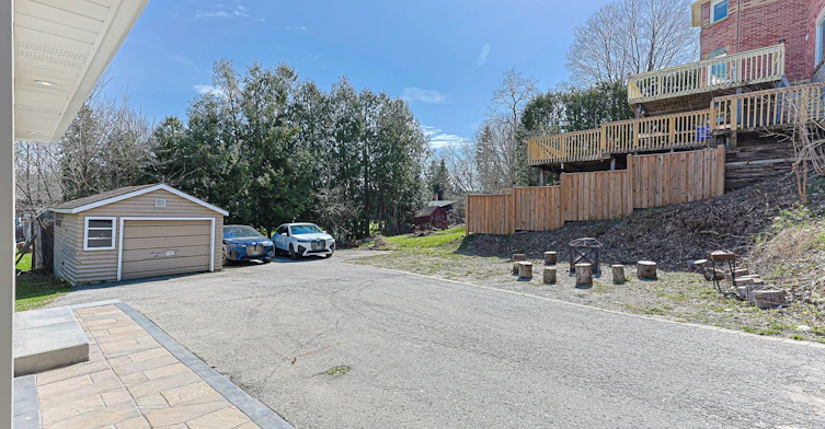 31 Mitchell Avenue, Whitchurch-Stouffville, ON, L4A 7X3 - 16