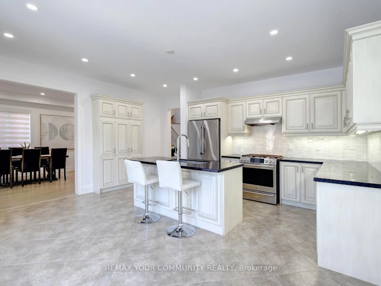 16 Muret Crescent, Vaughan, ON, L6A 4S4 - 16