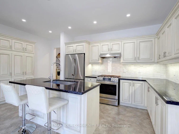 16 Muret Crescent, Vaughan, ON, L6A 4S4 - 17