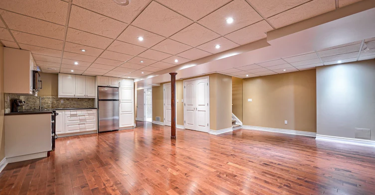 104 Cabinet Crescent, Vaughan, ON, L4L 6E6 - 2