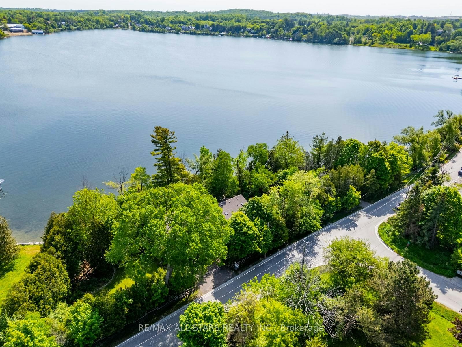 5720 Lakeshore Road, Whitchurch-Stouffville, ON, L4A 2Z4