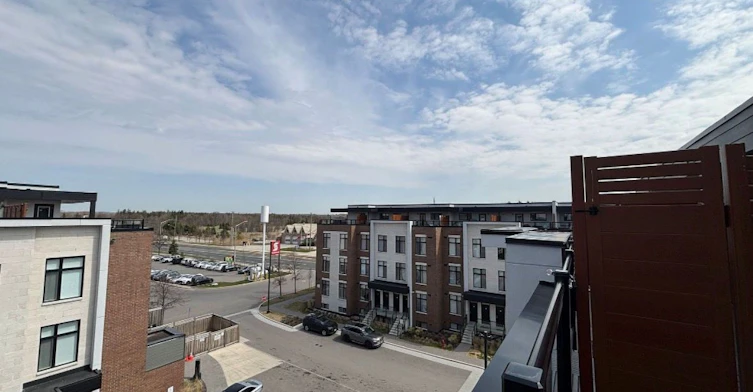 U228-9570 Islington Avenue W, Vaughan, ON, L4H 5E8 - 11