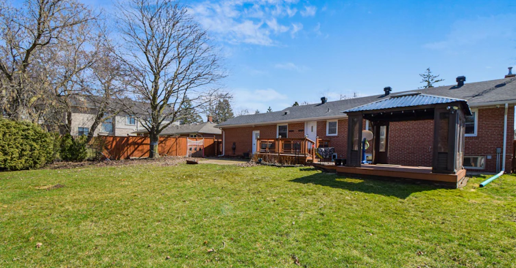 114 Elizabeth Grove, King, ON, L7B 1H2 - 15