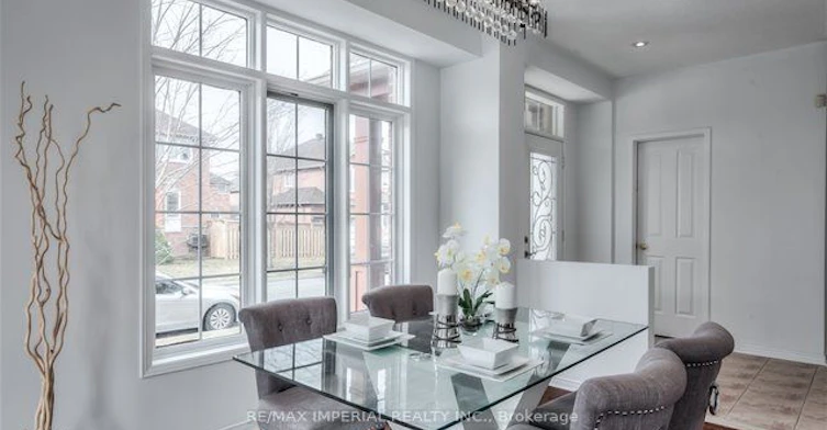 232 Madison Heights Boulevard, Markham, ON, L6C 2L4 - 5