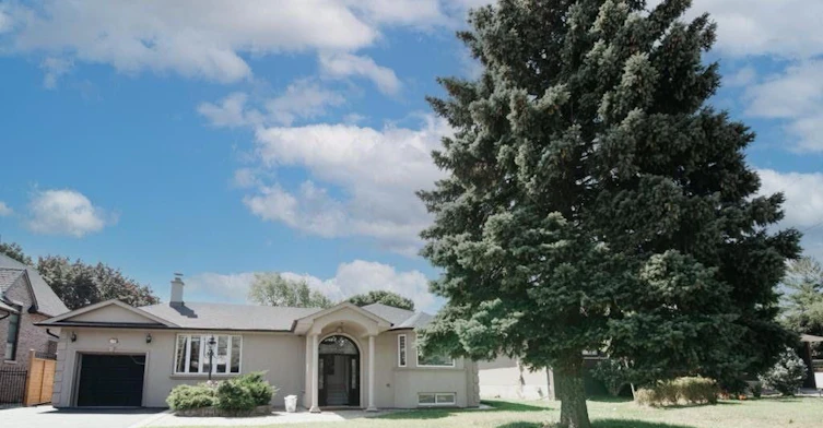 31 Goodman ( Main Floor) Crescent, Vaughan, ON, L6A 1E8 - 2