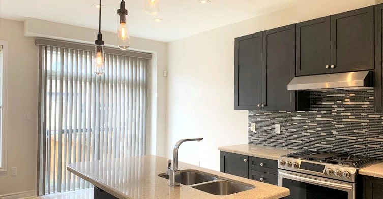 10 James Glover Drive, Markham, ON, L6C 0W1 - 9