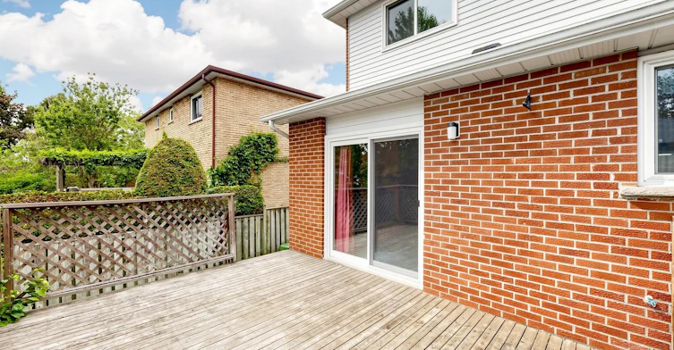 94 Howlett Avenue, Newmarket, ON, L3Y 5S5 - 43