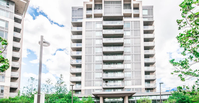 702-253 South Park Road, Markham, ON, L3T 0B4