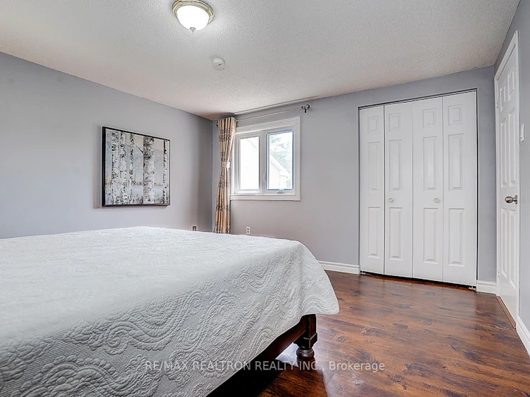 233 Brimson Drive, Newmarket, ON, L3X 1H8 - 32