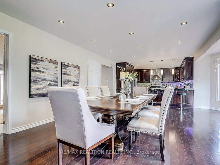 233 Brimson Drive, Newmarket, ON, L3X 1H8 - 8