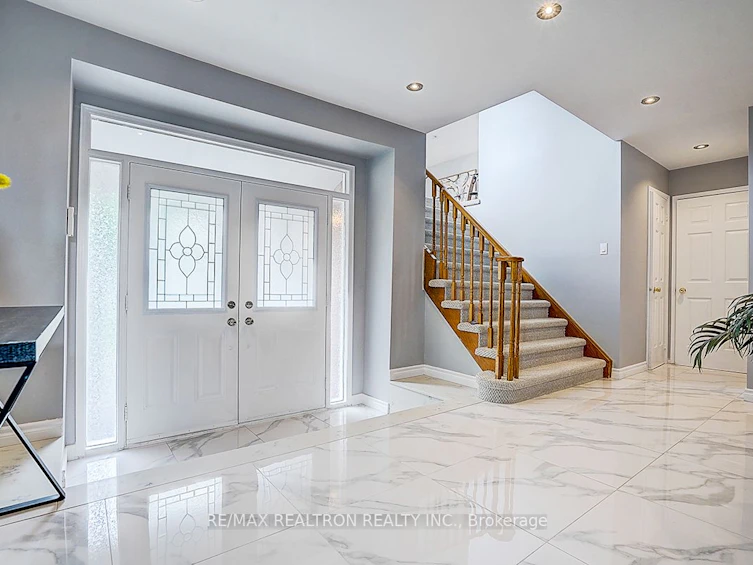 233 Brimson Drive, Newmarket, ON, L3X 1H8 - 14