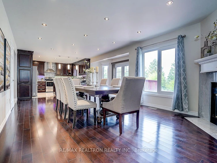 233 Brimson Drive, Newmarket, ON, L3X 1H8 - 7