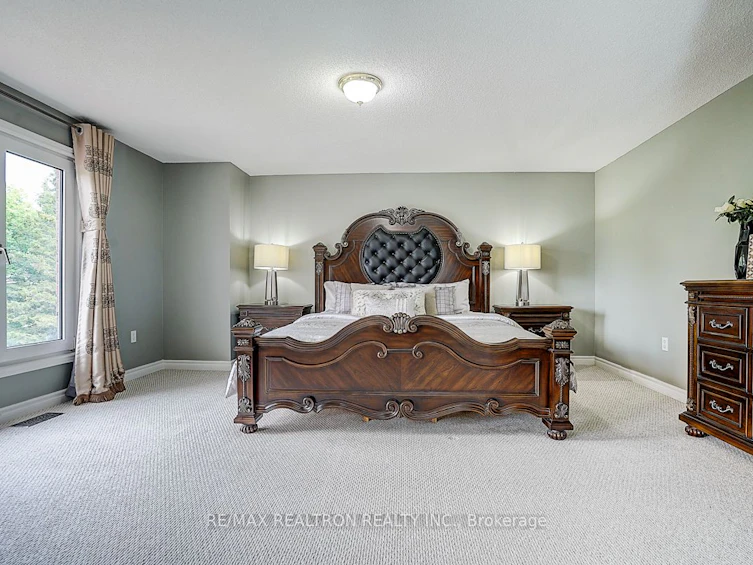 233 Brimson Drive, Newmarket, ON, L3X 1H8 - 24