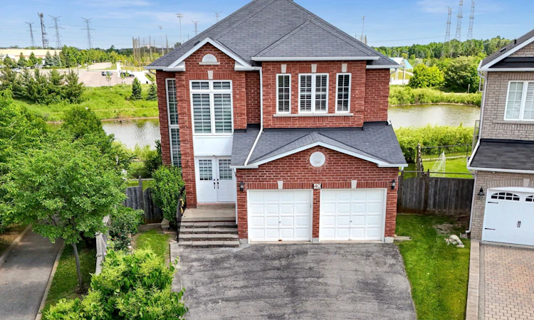 40 Ann Louise Crescent