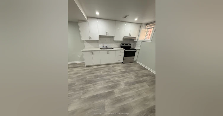 106 Knott End, Newmarket, ON, L3Y 0E4 - 7