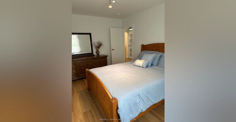 127 Harding Boulevard, Richmond Hill, ON, L4C 1S9 - 4