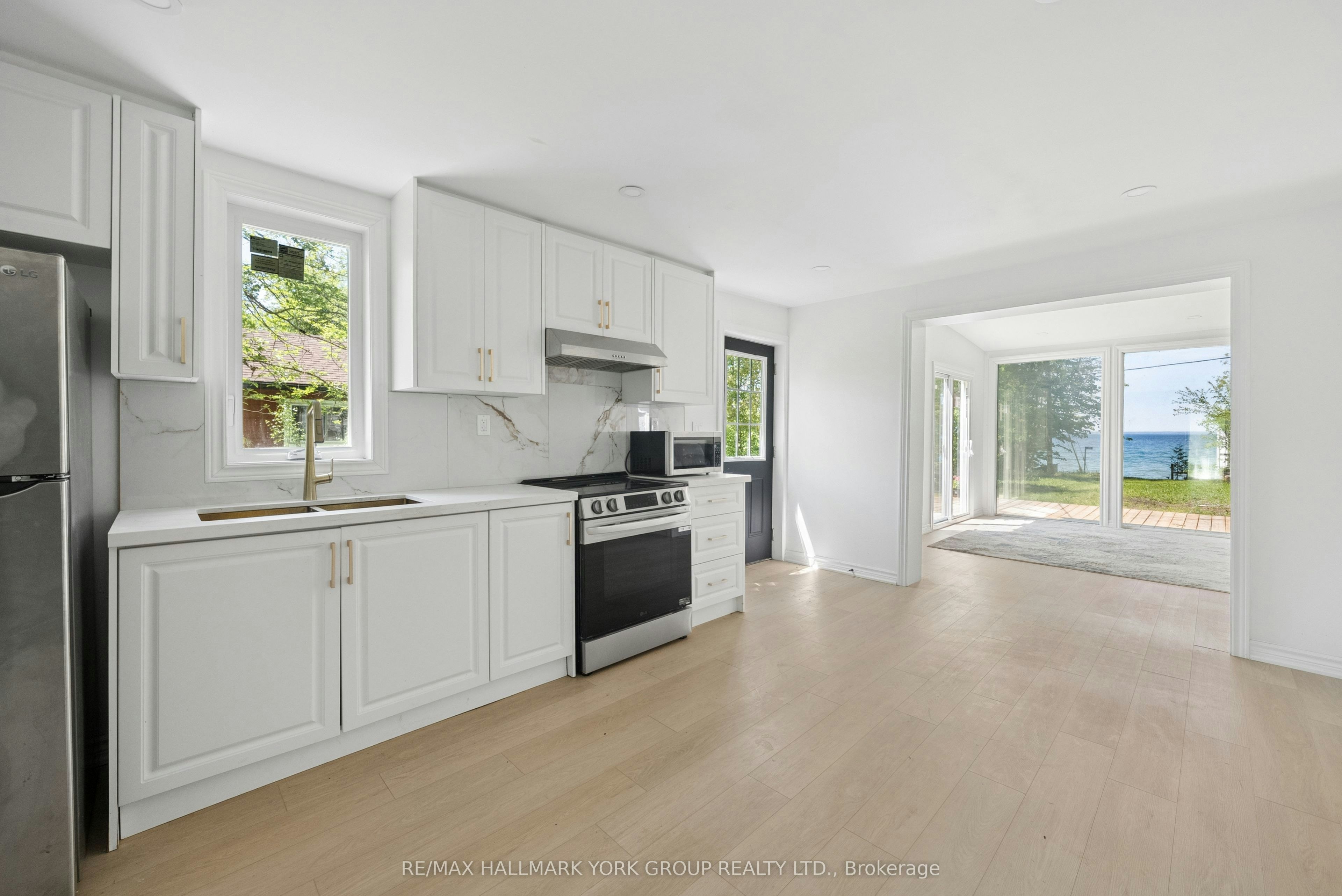 10 Snake Island Road, Georgina Islands, ON, L4P 3E9 - 8