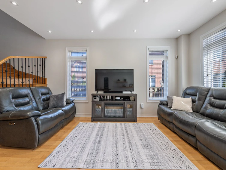 49 Loire Valley Avenue, Vaughan, ON, L4J 8V8 - 12