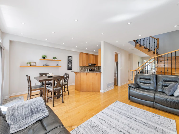 49 Loire Valley Avenue, Vaughan, ON, L4J 8V8 - 11