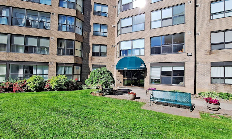 909-250 Davis Drive