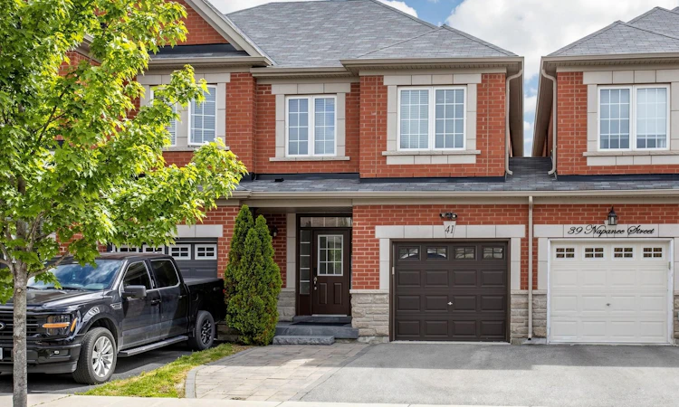 41 Napanee Street