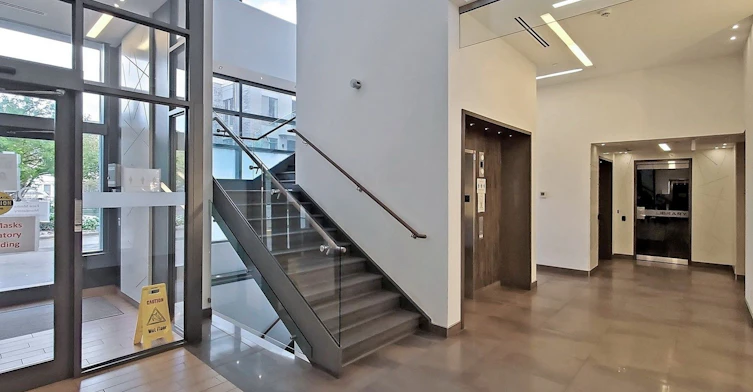 810-325 South Park Road, Markham, ON, L3T 0B8 - 5