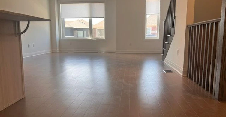 7 Wisla Avenue, Markham, ON, L6C 3M1 - 4