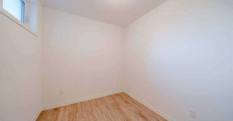 10-16 Lytham Green Circle, Newmarket, ON, L3Y 0H5 - 37