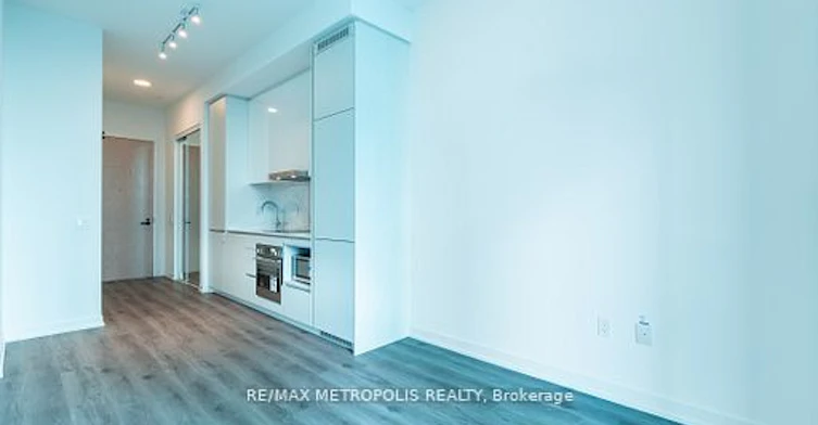 621-28 Interchange Way, Vaughan, ON, L4K 5Z7 - 6