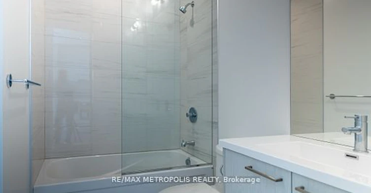 621-28 Interchange Way, Vaughan, ON, L4K 5Z7 - 15