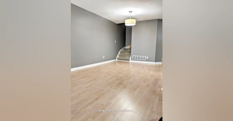 81-151 Townsgate Drive, Vaughan, ON, L4J 8J7 - 2