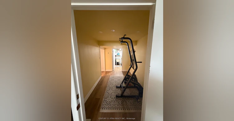 10 Iber Court, Aurora, ON, L4G 1V5 - 8
