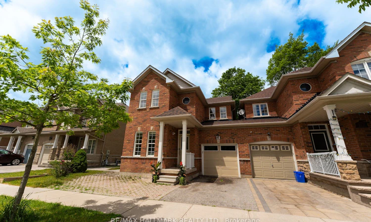60 Dovetrail Drive