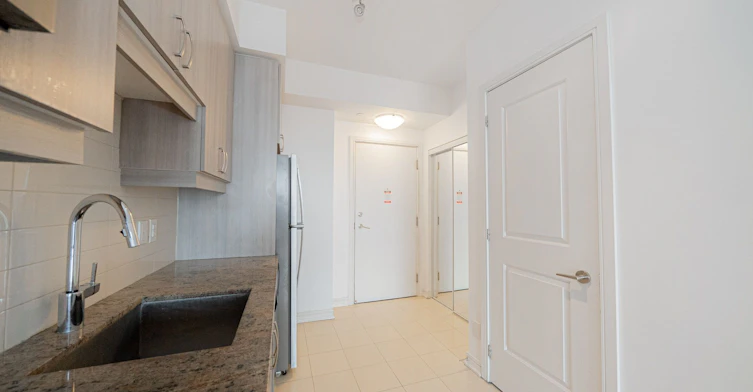 1605-9205 Yonge Street, Richmond Hill, ON, L4C 1V5 - 6