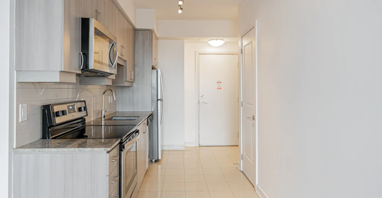 1605-9205 Yonge Street, Richmond Hill, ON, L4C 1V5 - 8
