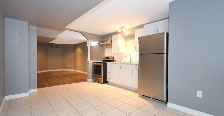 Basement-25 Monte Carlo Drive, Vaughan, ON, L4H 1M2 - 8